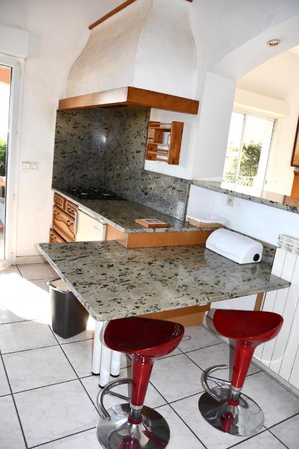 Villa F5-Wifi-Piscine Saint Gely Du Fesc Екстериор снимка